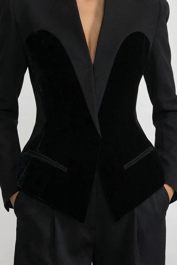 BLAZER ENTALLADA DE MANGA LARGA CON PANELES DE TERCIOPELO ESTILO CORSÉ - NEGRO