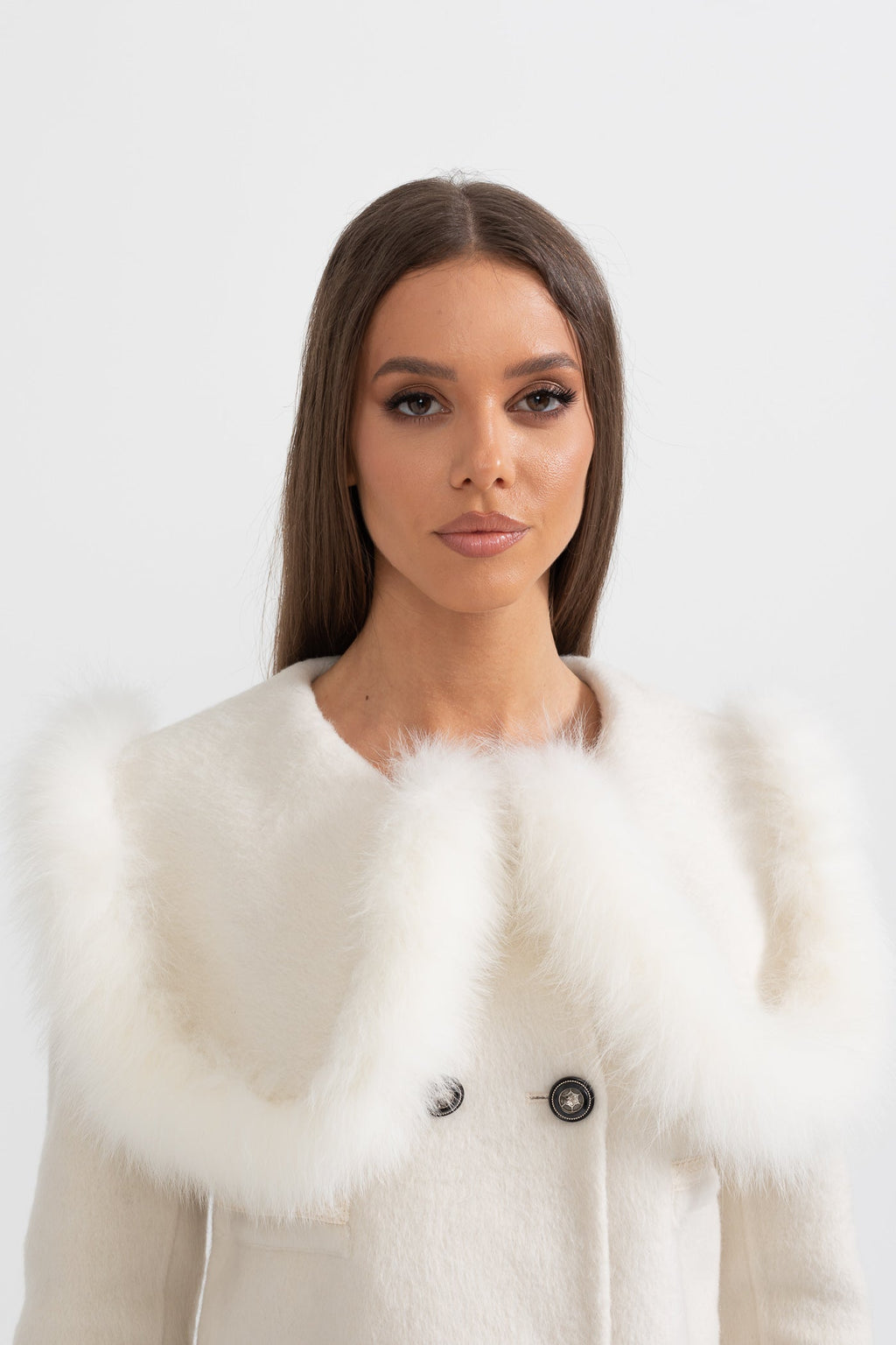 Chaqueta corta cruzada con cuello de pelo - Blanco