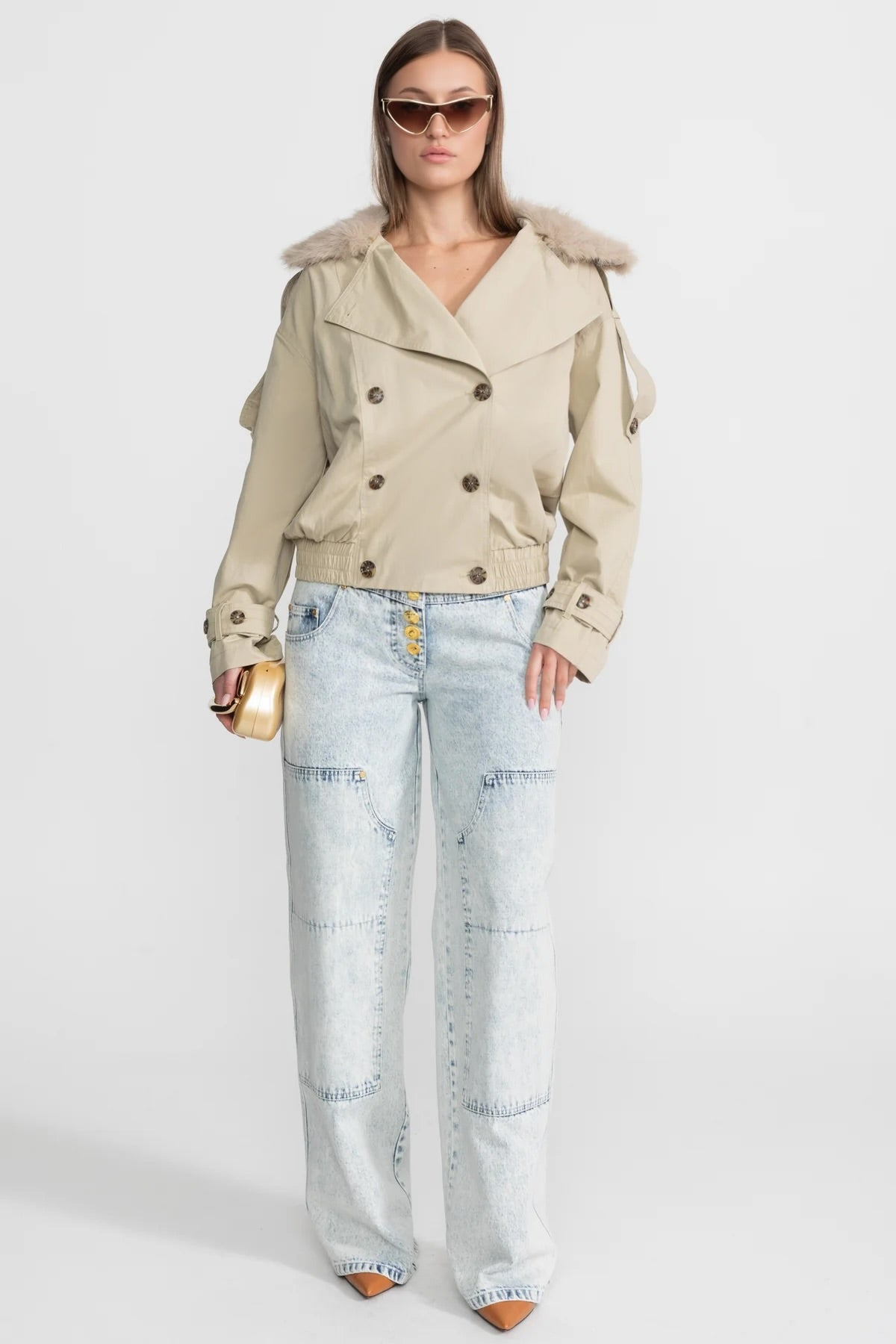 TRENCH CORTO CON CUELLO DE PELO - BEIGE