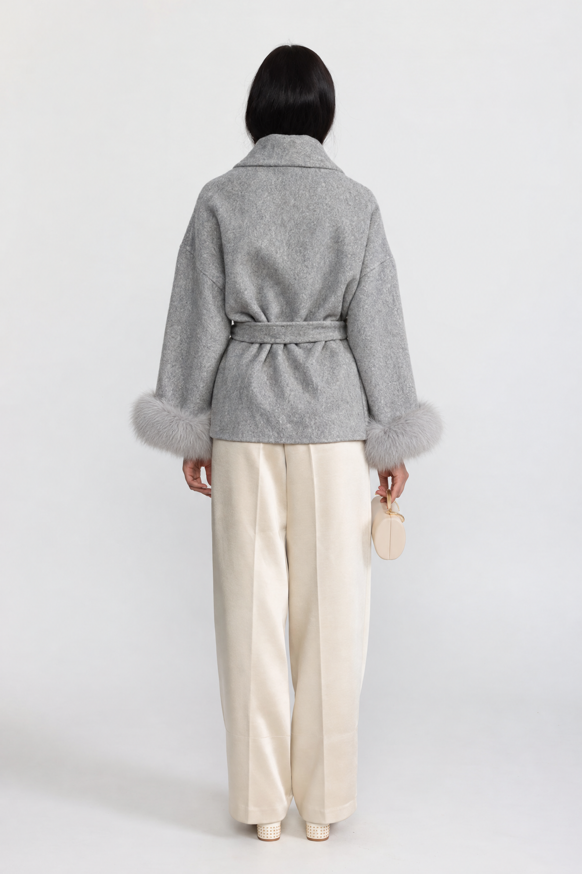 Ondine - Chaqueta cruzada de mezcla de lana con puños de pelo de zorro - Gris