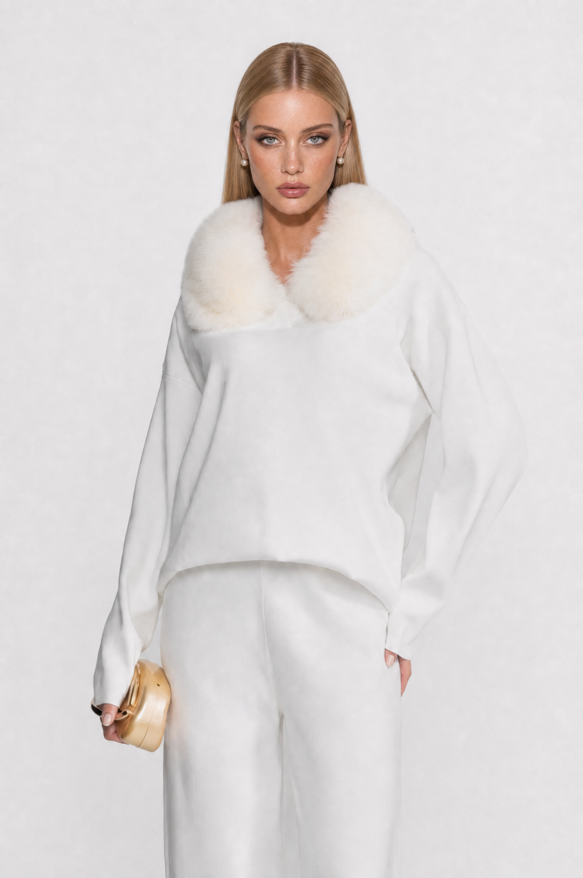 CONJUNTO DE PUNTO CON CUELLO DE PELO - BLANCO