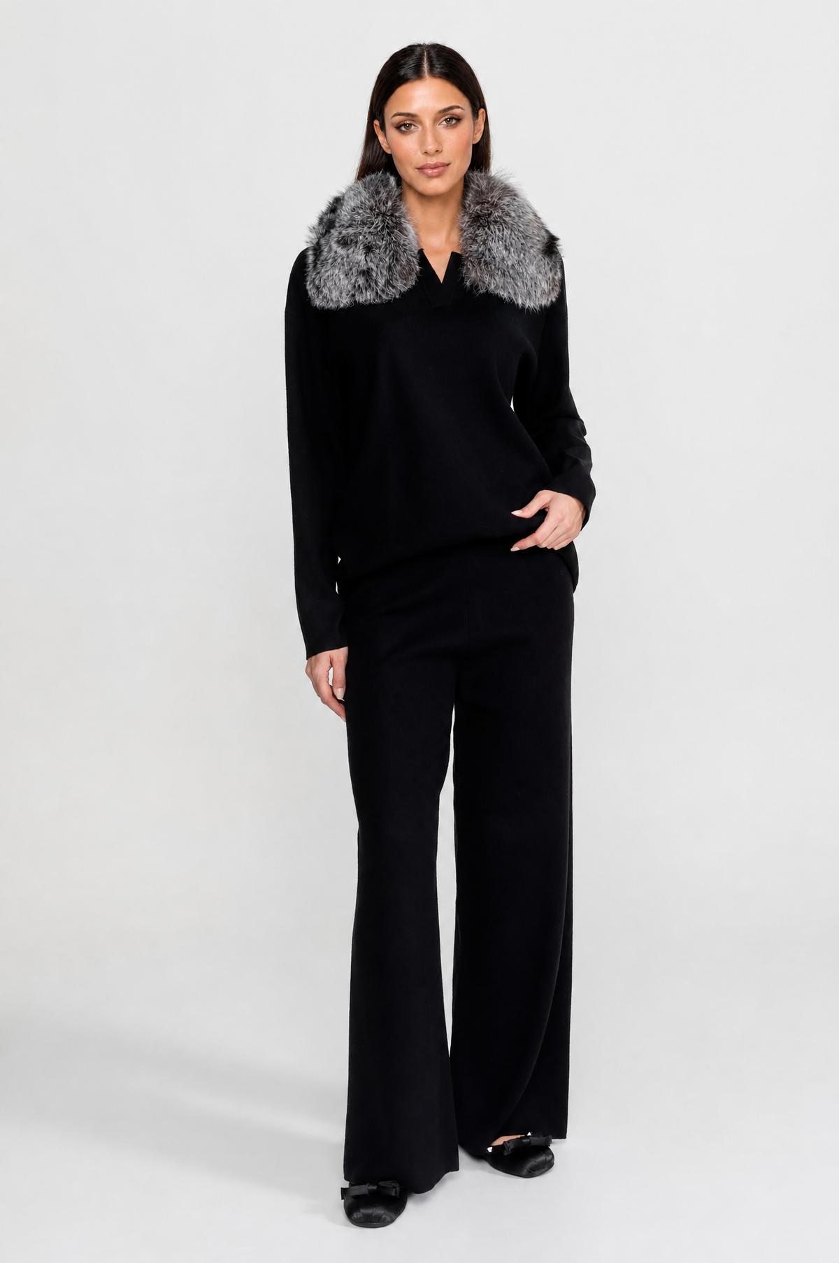 CONJUNTO DE PUNTO CON CUELLO DE PELO - NEGRO/GRIS