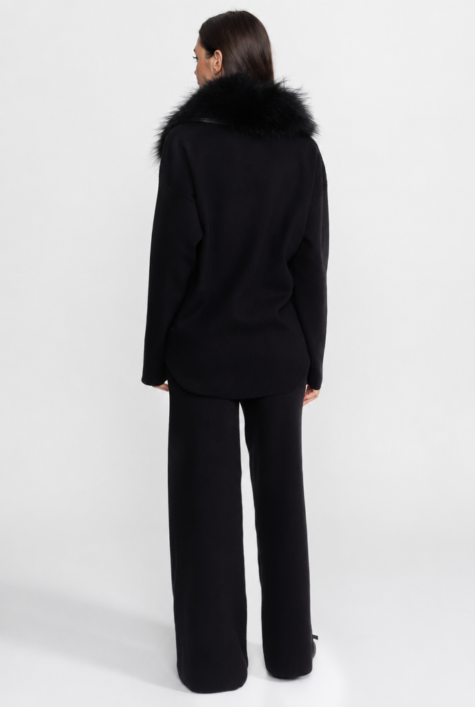 CONJUNTO DE PUNTO CON CUELLO DE PELO - NEGRO