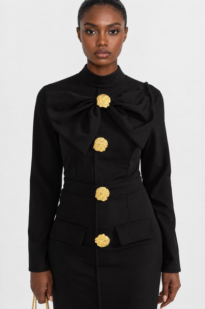VESTIDO ENTALLADO CON LAZO Y BOTONES FLORALES - NEGRO