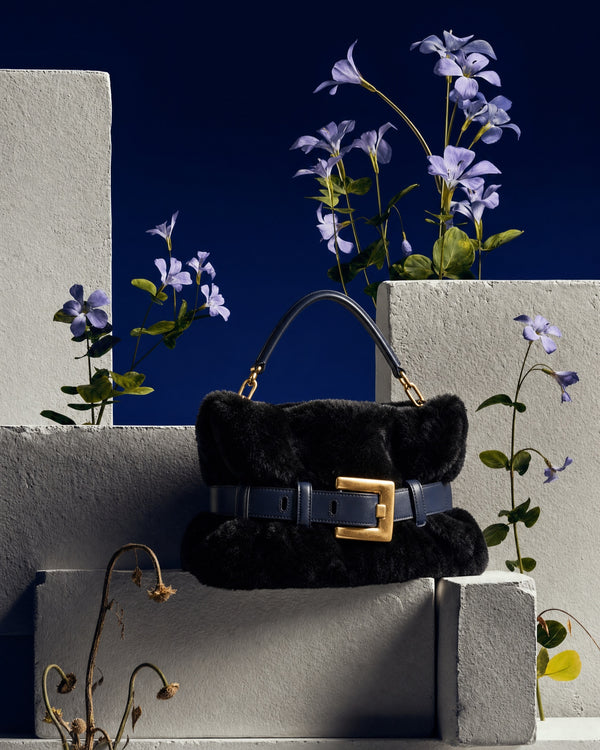 Uno de nuestros bolsos premium.Para la mujer que no sigue tendencias: las marca.Colette...