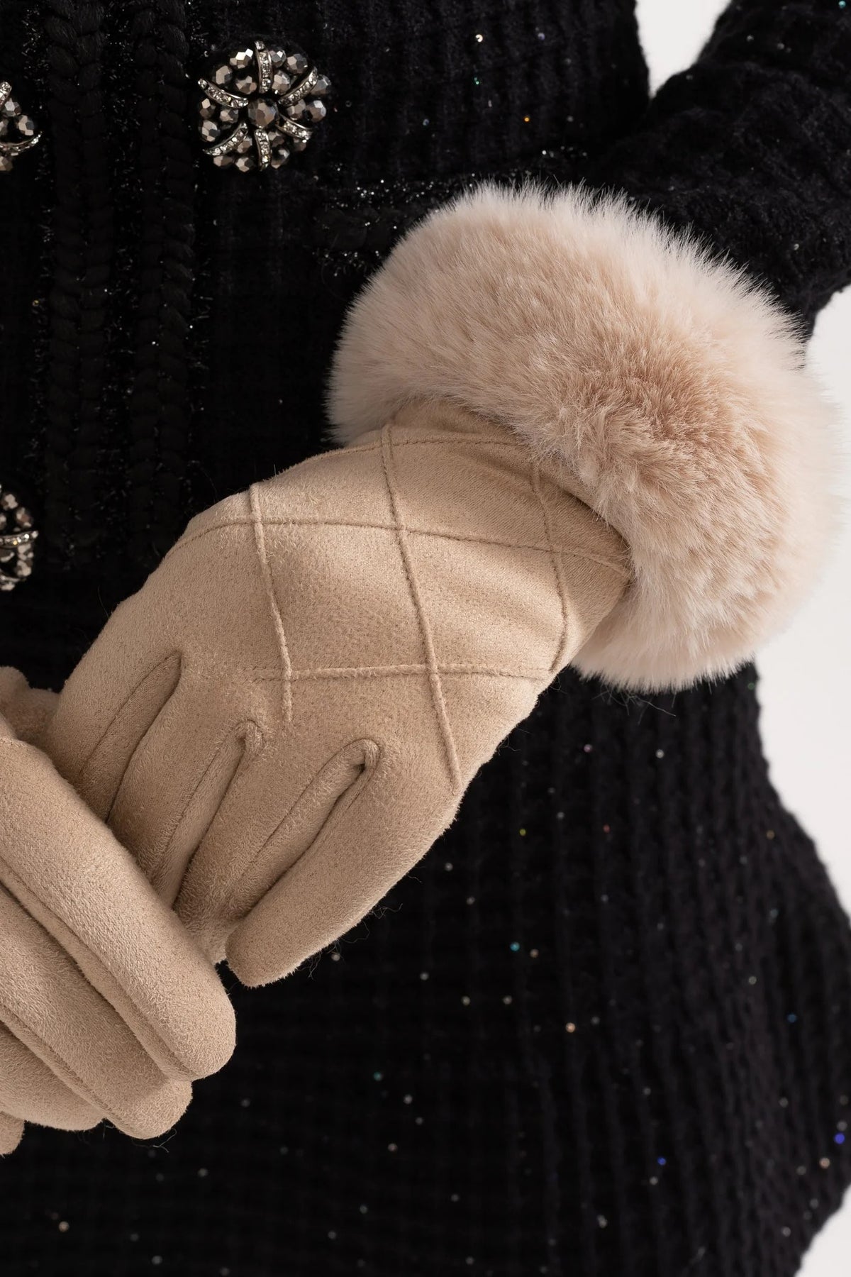 GUANTES ACOLCHADOS DE EFECTO ANTE CON PELO SINTÉTICO - BEIGE