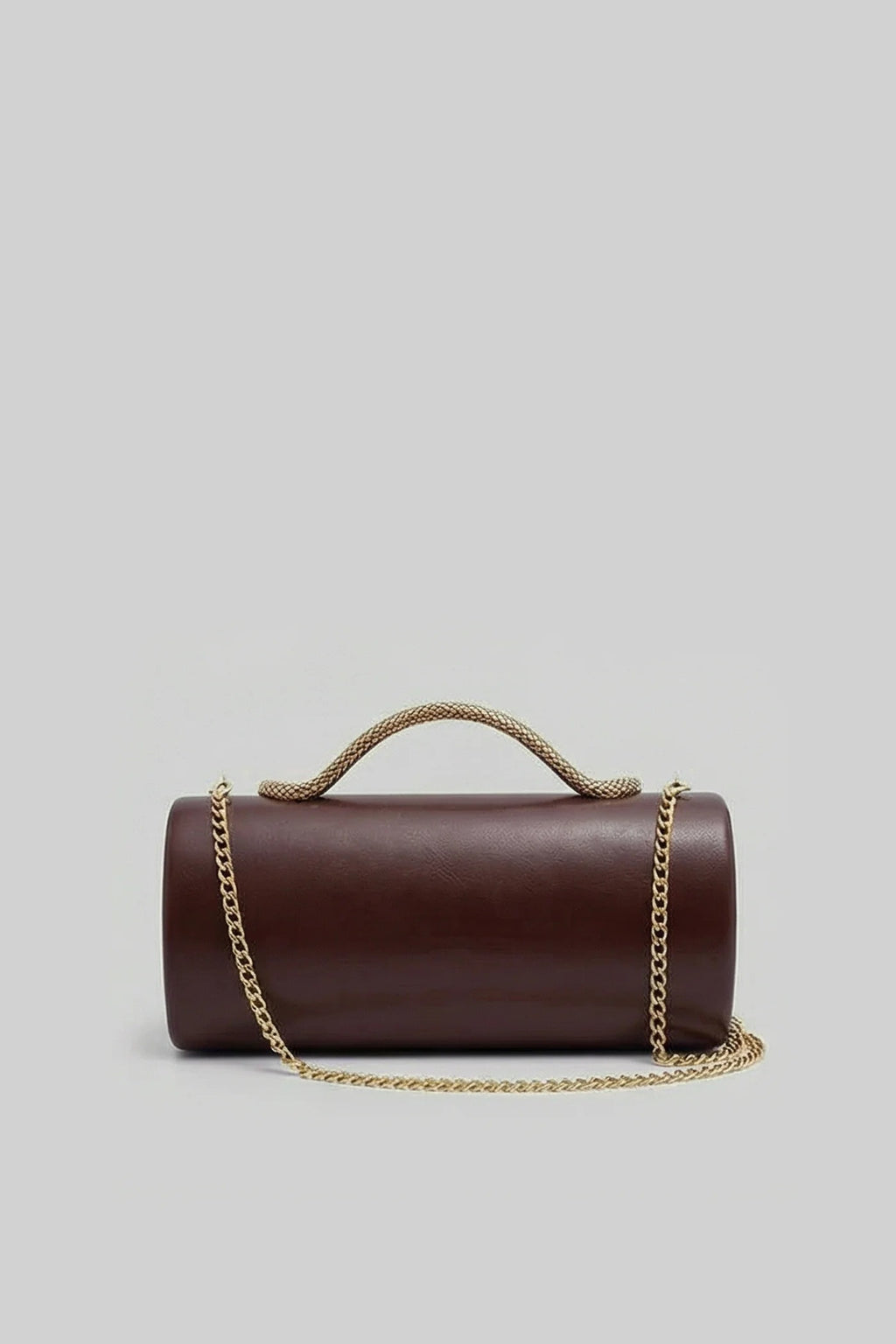 BOLSO DE MANO ESTRUCTURADO CON ASA DE SERPIENTE Y CADENA DORADA - MARRÓN