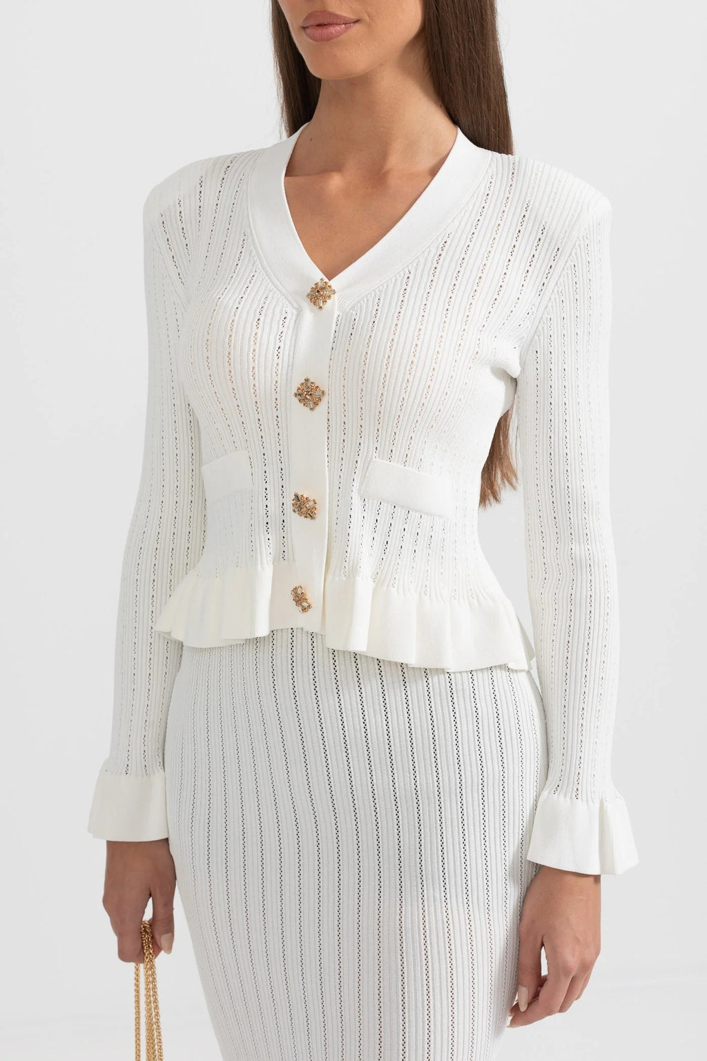CONJUNTO DE CHAQUETA Y FALDA DE PUNTO CON VOLANTES - BLANCO