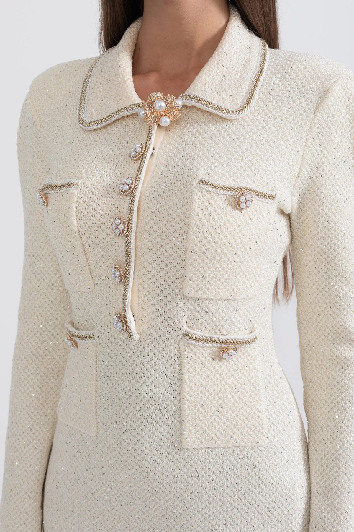 VESTIDO DE PUNTO TEXTURIZADO CON DETALLE FLORAL - MARFIL
