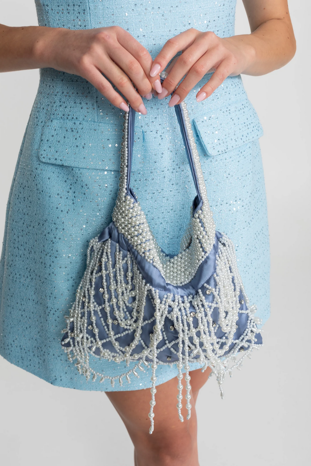 BOLSO MINI DE SATÉN CON ABALORIOS - AZUL