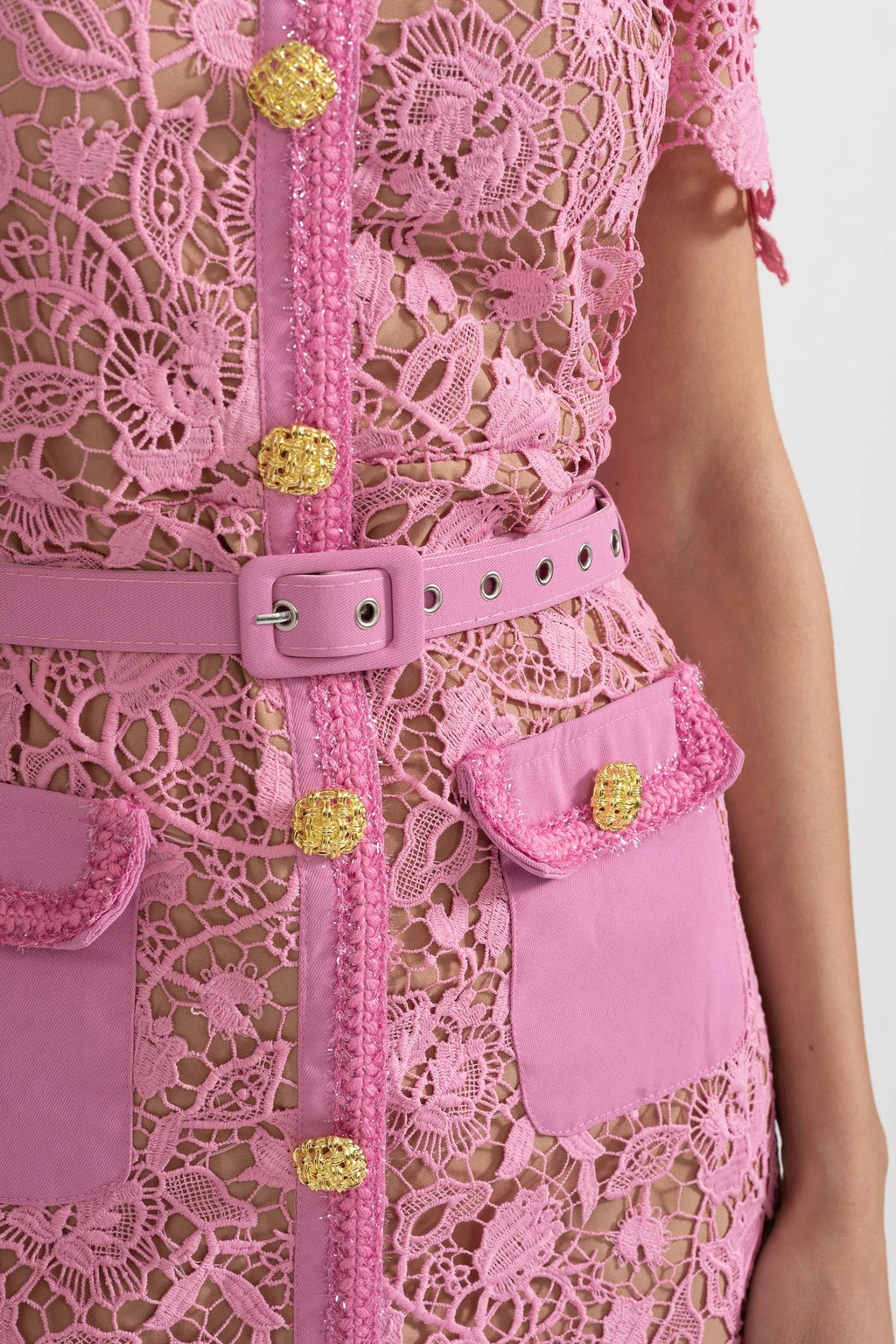 VESTIDO MIDI DE ENCAJE - ROSA